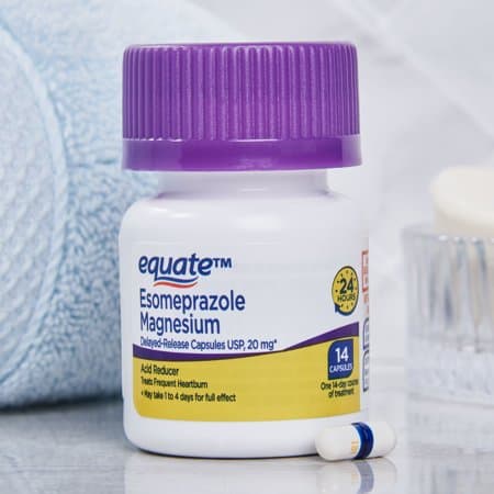 Picture of Equate Esomeprazole Magnesium Delayed-Release Capsules Acid Reducer, 14 Count